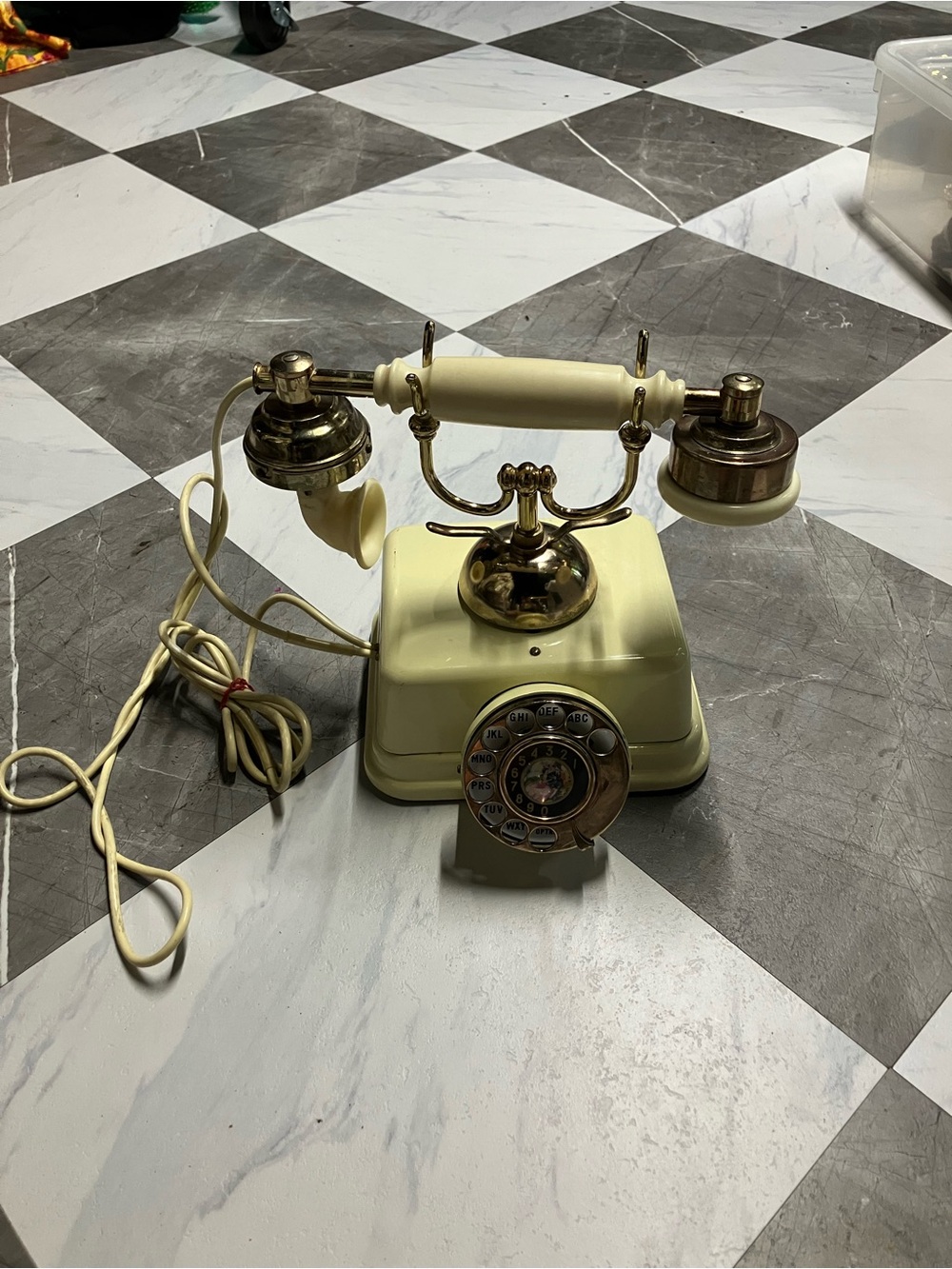 Vintage Style Rotary Telephone - Cream
